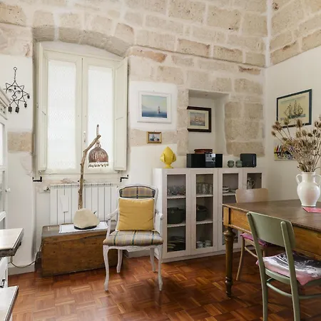 Terrazza Calipso By Wonderful Italy * אוסטוני